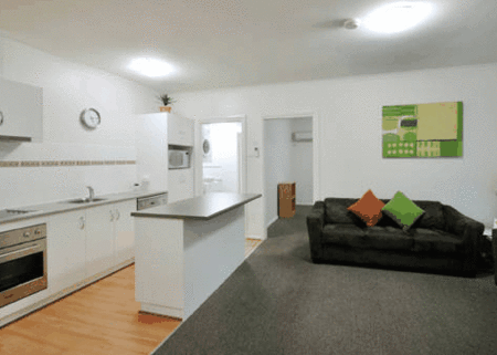 Adelaide Oakford Apartments - Dalby Accommodation 1