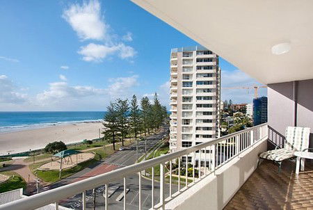Eden Tower Holiday Apartments - Dalby Accommodation 0