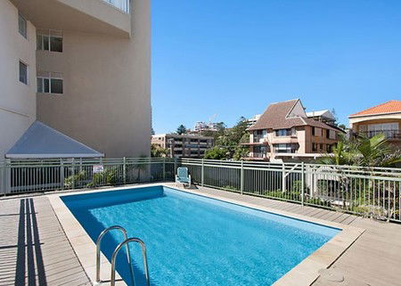Eden Tower Holiday Apartments - Dalby Accommodation 3