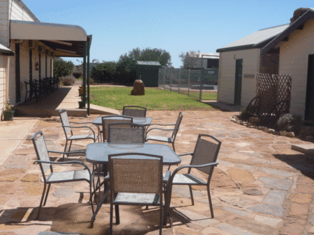 Nuttbush Retreat Caravan Park - Dalby Accommodation