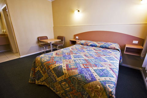 Parkville Motel - Dalby Accommodation 3