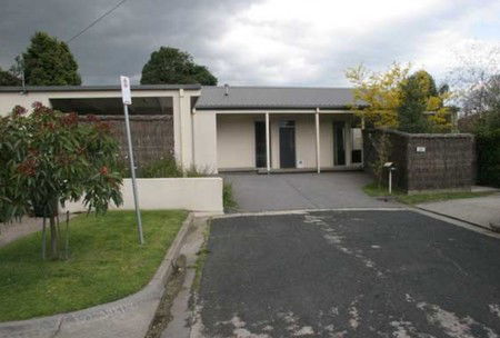 Balcombe Serviced Apartments - Dalby Accommodation 3