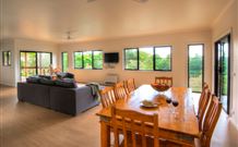 Retreat Shearers Quarters - Dalby Accommodation 1