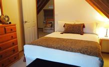 Cottage Barn Bed And Breakfast - Dalby Accommodation 2