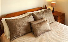 Mystery Bay Cottages - - Dalby Accommodation 1