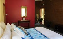 Skywatch Observatory Domestays - Dalby Accommodation 3