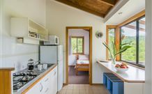 Canowindra Riverview Cottage - Dalby Accommodation 3