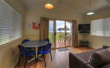 Colenso Country Retreat - Dalby Accommodation 2