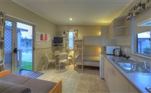 Colenso Country Retreat - Dalby Accommodation 5