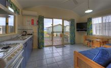 Colenso Country Retreat - Dalby Accommodation 4