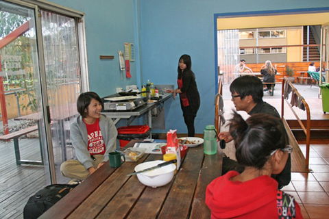 Alice Springs YHA - Dalby Accommodation 2