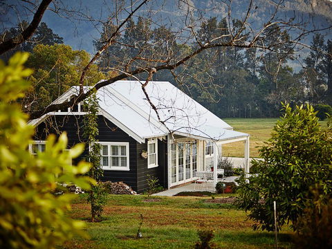 Cottonwood Cottage - Dalby Accommodation 2