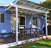 Water Gum Cottage - Dalby Accommodation