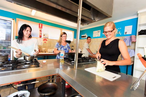 Croal Beach Lodge - Dalby Accommodation 4