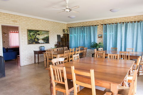 Augusta - Cape Leeuwin YHA - Dalby Accommodation 4