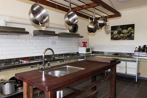 Augusta - Cape Leeuwin YHA - Dalby Accommodation 7