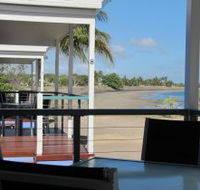 Tropical Beach Caravan Park - Dalby Accommodation
