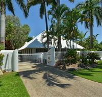 Serenity Port Douglas Luxury Beachfront - Dalby Accommodation