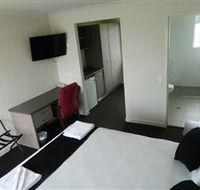 Dooleys Tavern and Motel Springsure - Dalby Accommodation