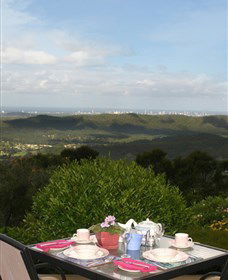 Hillside Bed And Breakfast And Gumnut Cottage - Dalby Accommodation 0