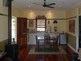 The Sanctuary Springbrook. Guest House / Cottage - Dalby Accommodation 1