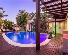 The Tropics At Vogue Holiday Homes - Dalby Accommodation 2