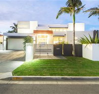 The Grand at Vogue Holiday Homes - Dalby Accommodation