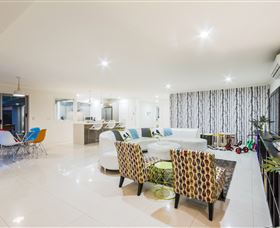 Laguna Bay At Vogue Holiday Homes - Dalby Accommodation 3