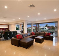 Xanadu Waterfront Elite Holiday Home - Dalby Accommodation
