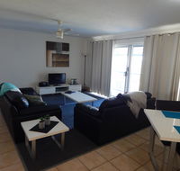 Tranquil Shores Self Contained Holiday Apartments - Dalby Accommodation