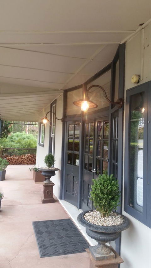 The Grande Hotel And Restaurant - Dalby Accommodation 1