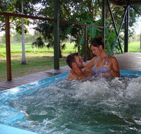 Berry Creek Bush Retreat - Dalby Accommodation