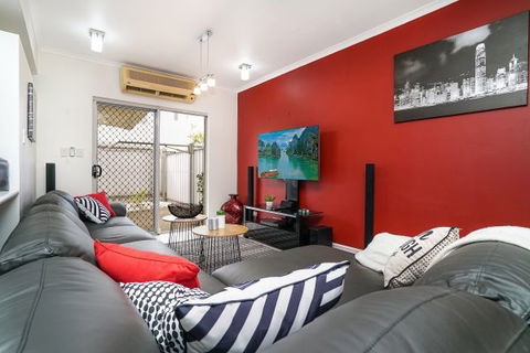 City Escape Serviced Townhouses - Dalby Accommodation 0