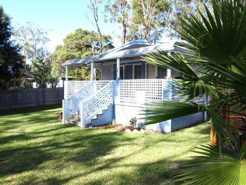 Crystal Waters - Dalby Accommodation 1