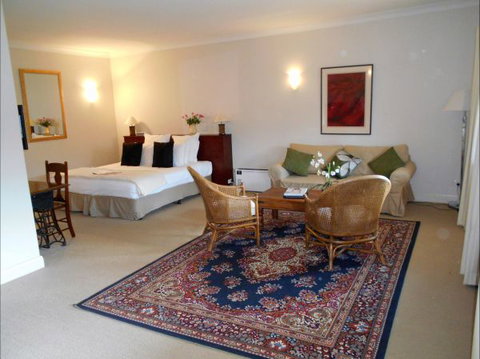 Fitzroy Inn Historic Retreat - Dalby Accommodation 5