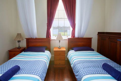 Green Cape Lightstation Keeper's Cottages - Dalby Accommodation 5