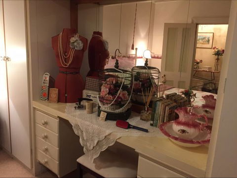 Hillside Cottage - Dalby Accommodation 5