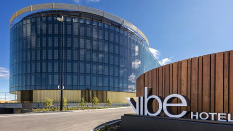 Vibe Hotel Canberra - Dalby Accommodation 0