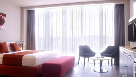 Abode Woden - Dalby Accommodation 0
