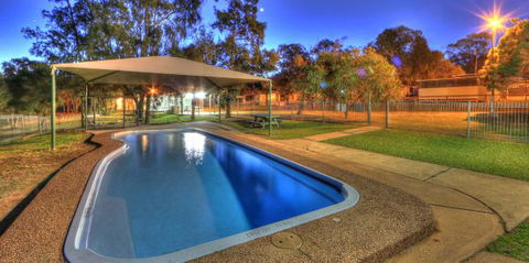 Inland Waters Holiday Parks Lake Glenbawn - Dalby Accommodation 3