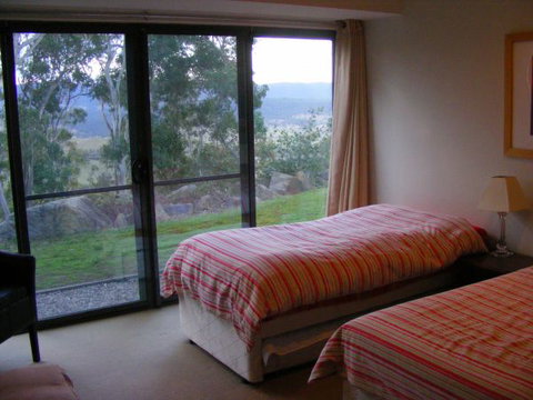 Jenolan Valley View - Dalby Accommodation 5