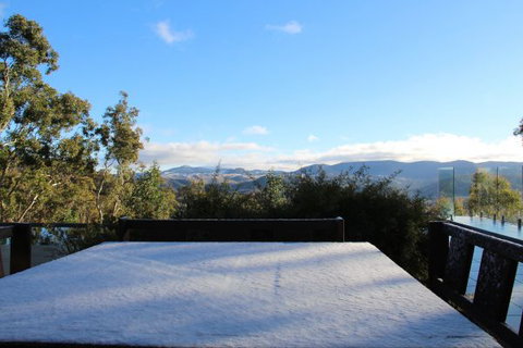 Jenolan Valley View - Dalby Accommodation 7