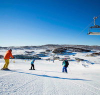 The Coachman Ski Lodge - Dalby Accommodation