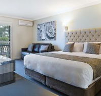 Lincoln Downs Resort  - Dalby Accommodation