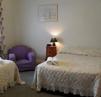 Aaron Cottage - Dalby Accommodation