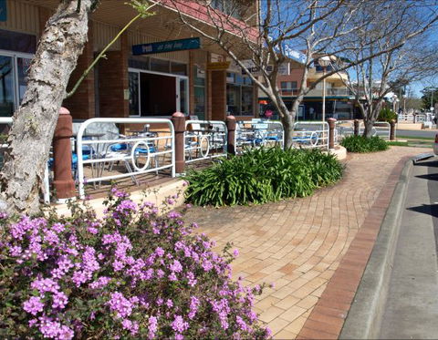 Shamrose Cottage - Dalby Accommodation 10