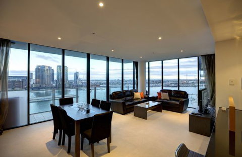 ACD Apartments - Accommodation Corporate Docklands - Dalby Accommodation 5