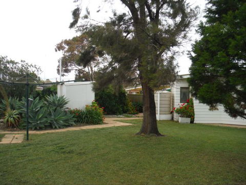 Catalina Cottage - Dalby Accommodation 3