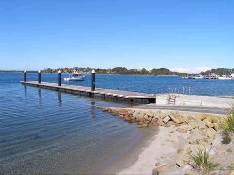 Palais D'Amor At Greenwell Point - Dalby Accommodation 89