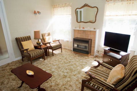 Coastal Cottage - Dalby Accommodation 2